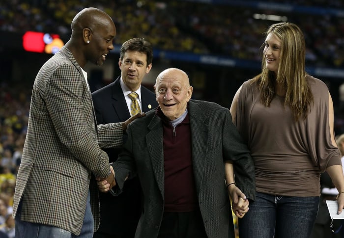 2008-jerry-tarkanian-29_10.jpg
